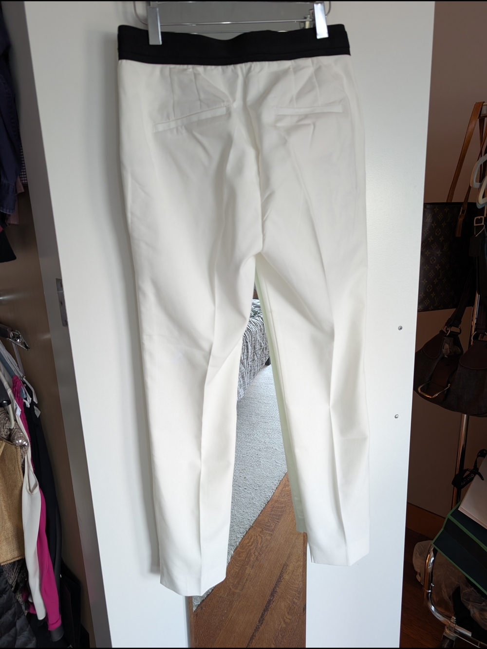 Zara Women's White Dress Pants with Black Waistband Size M